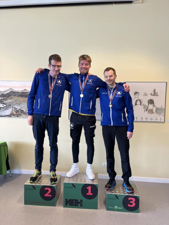 898d5f0e-eac1-42b3-9984-a627a74d981b